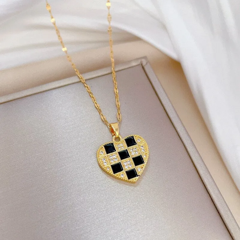 Gold Color Love Heart Thousand Bird Grid Pendant Necklace Temperament For Women