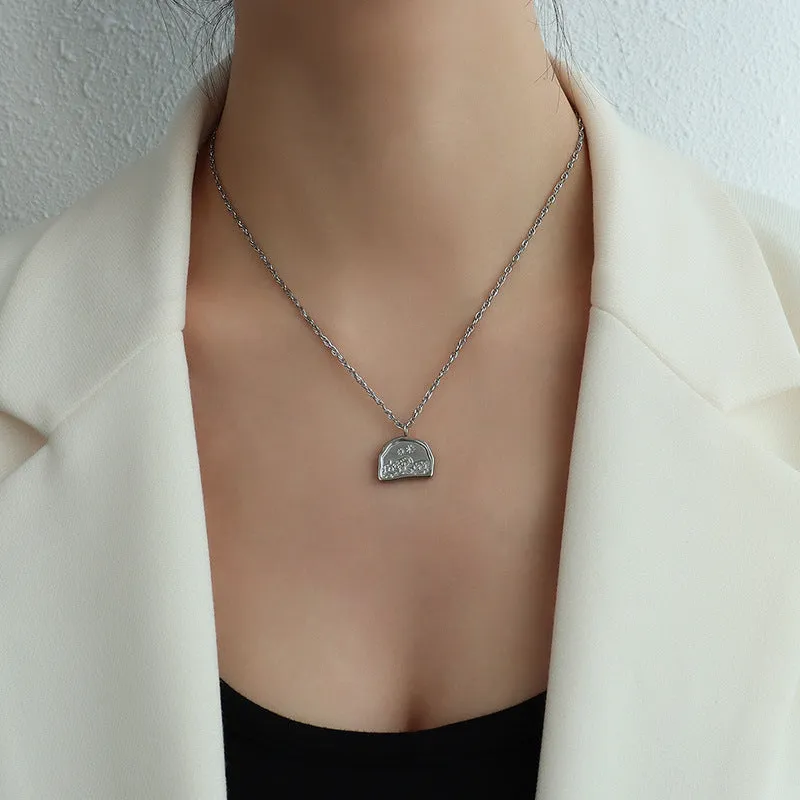 Irregular Titanium Gold Necklace with Hip-hop Design
