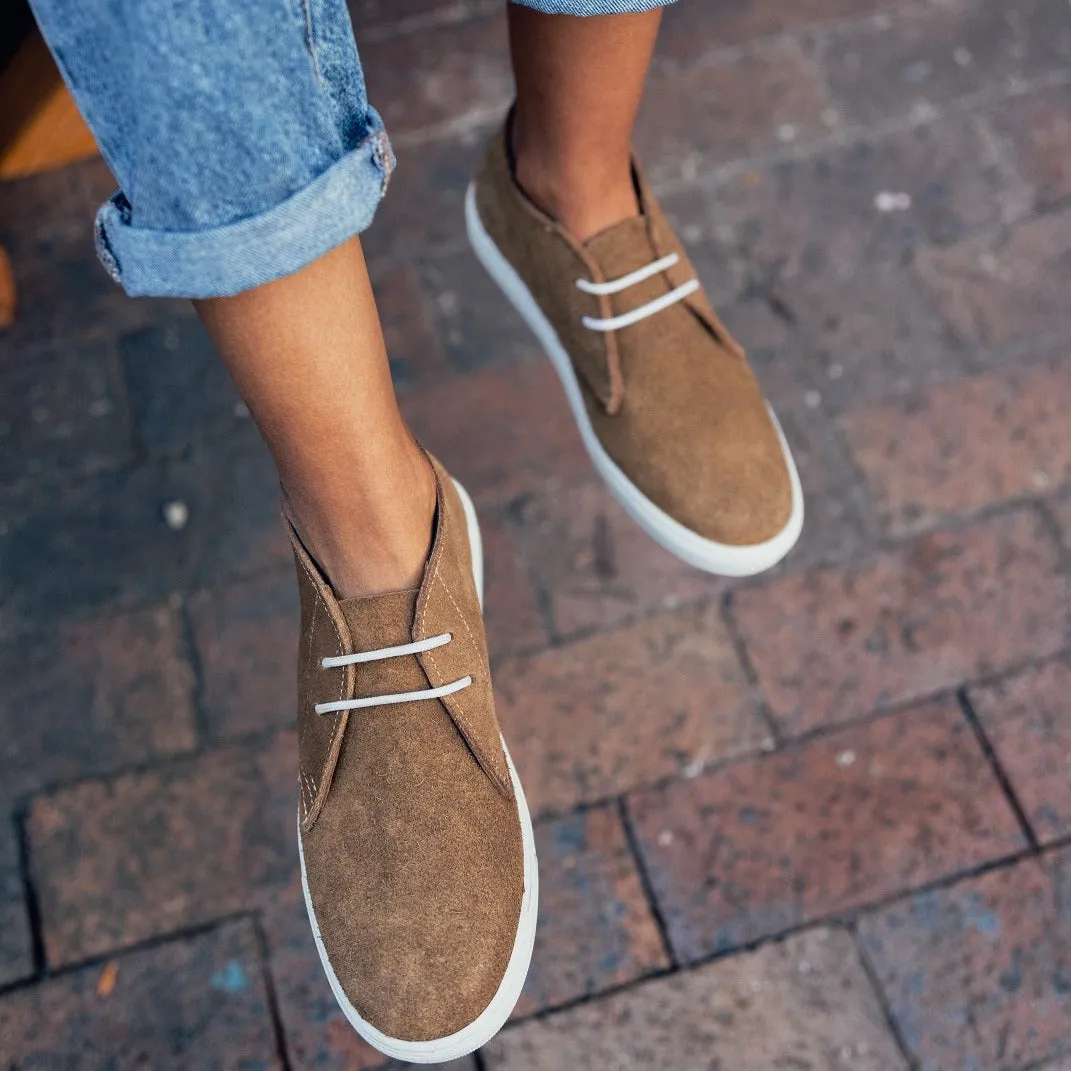 MEN'S SNEAKER (WHITE SOLE)