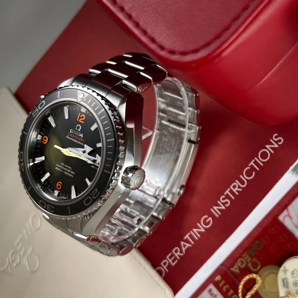 Omega Seamaster Planet Ocean 23230462101003 (2013)