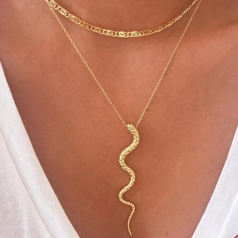 Snake Shaped Clavicle Necklace for Women Pendant Necklace