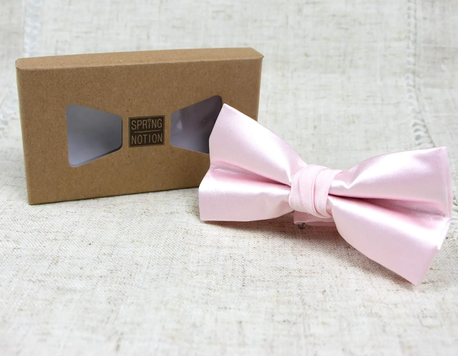 Spring Notion Men's Solid Color Satin Microfiber Bow Tie