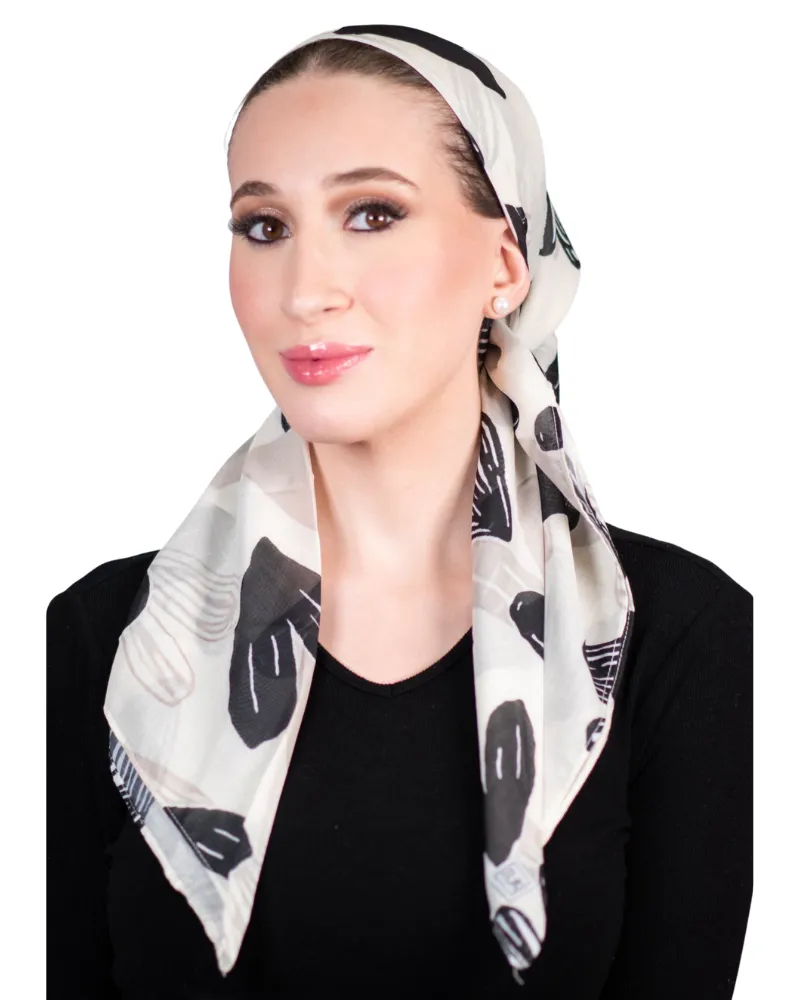 Tie Ur Knot Love Square Scarf